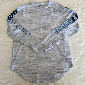 Hollister California men’s long sleeve tee size M (unisex)